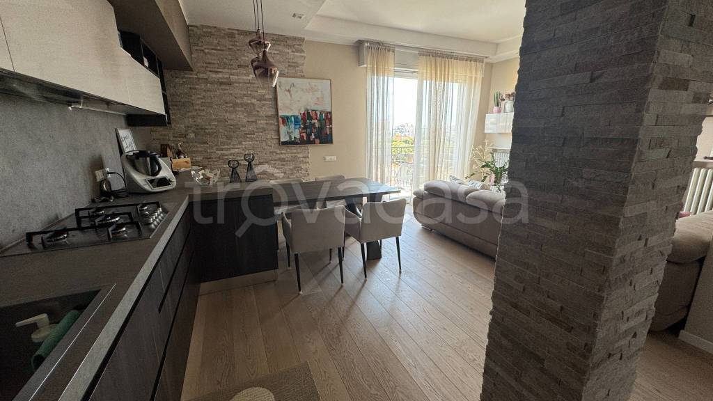 appartamento in vendita a Rimini in zona Marina Centro
