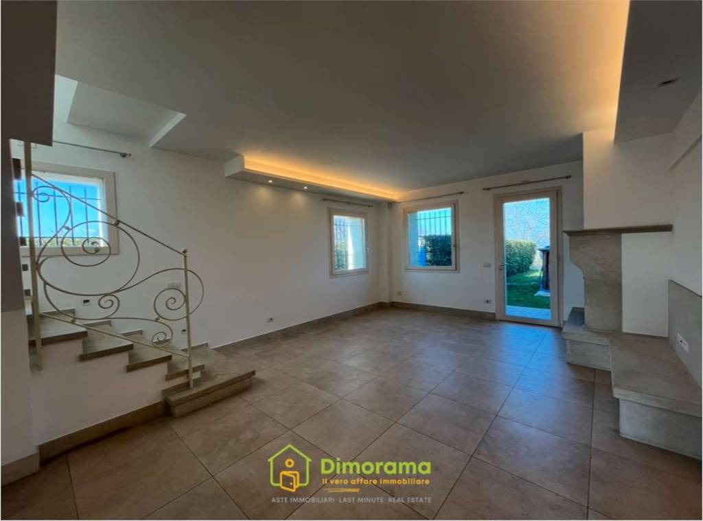 casa indipendente in vendita a Rimini