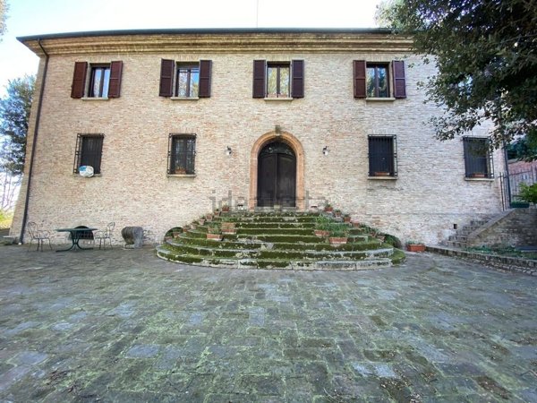 casa indipendente in vendita a Rimini in zona Centro Storico