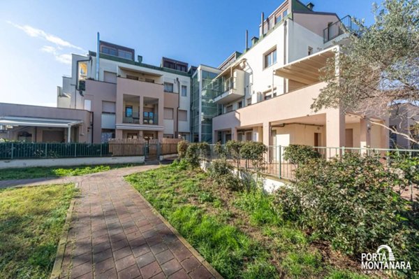 appartamento in vendita a Rimini in zona Marebello