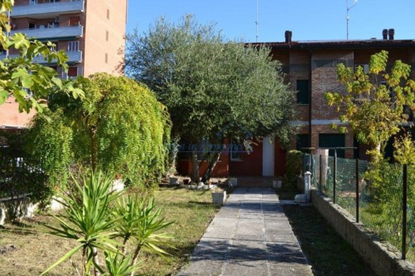 casa indipendente in vendita a Rimini