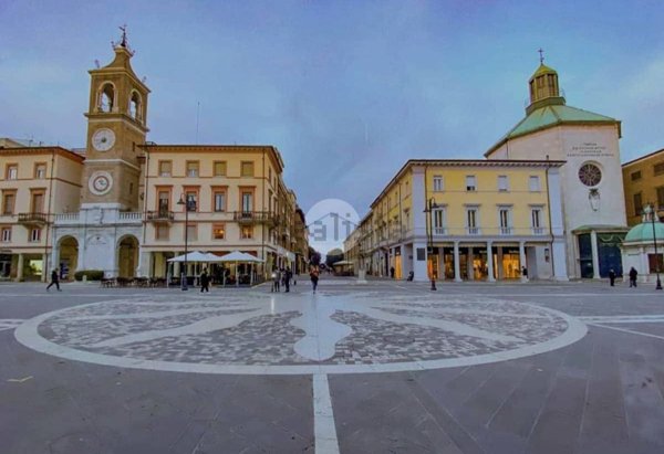 casa indipendente in vendita a Rimini in zona Centro Storico