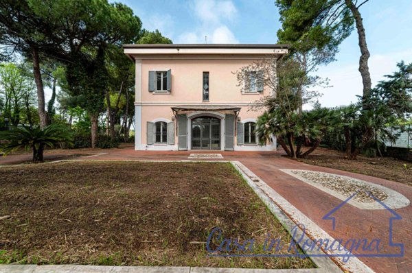 casa indipendente in vendita a Rimini in zona Gaiofana