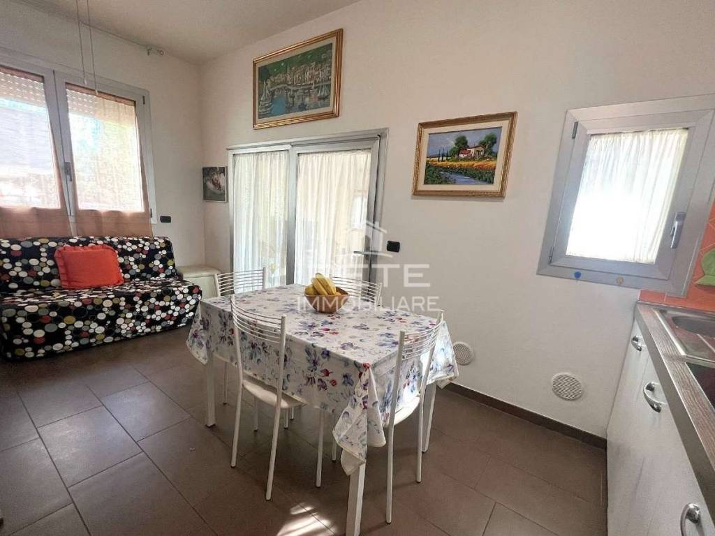 appartamento in vendita a Rimini in zona Viserba