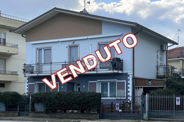 appartamento in vendita a Rimini in zona Rivazzurra