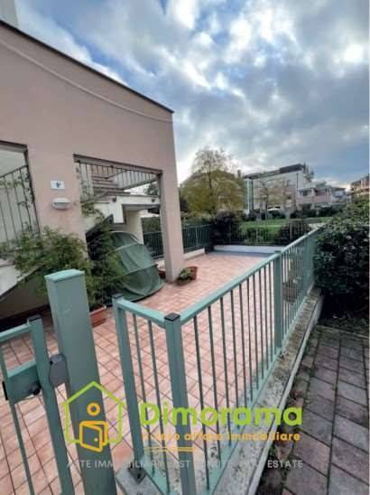 appartamento in vendita a Rimini in zona Marebello
