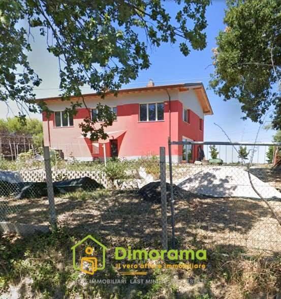 casa indipendente in vendita a Rimini in zona Santa Cristina