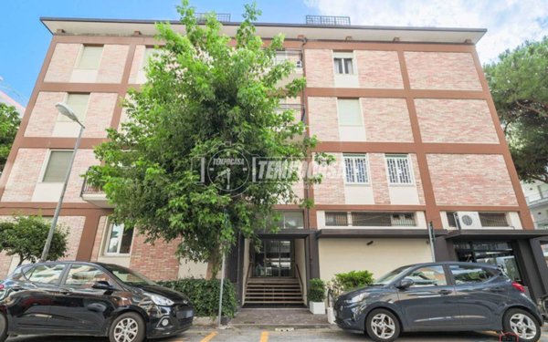 appartamento in vendita a Rimini in zona Marina Centro