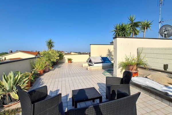 appartamento in vendita a Rimini in zona Torre Pedrera