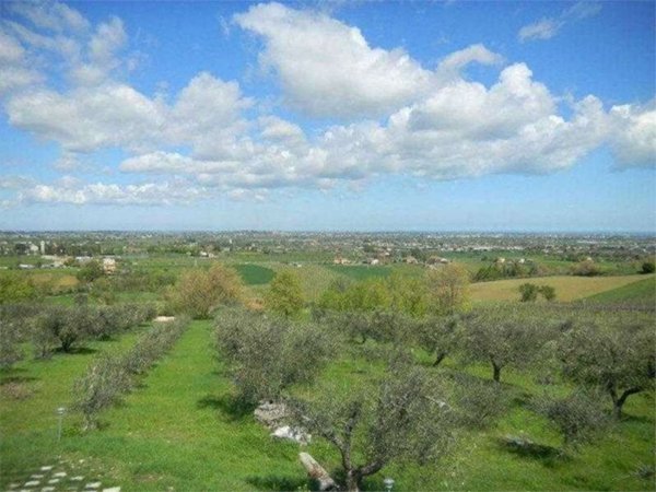 casa indipendente in vendita a Rimini
