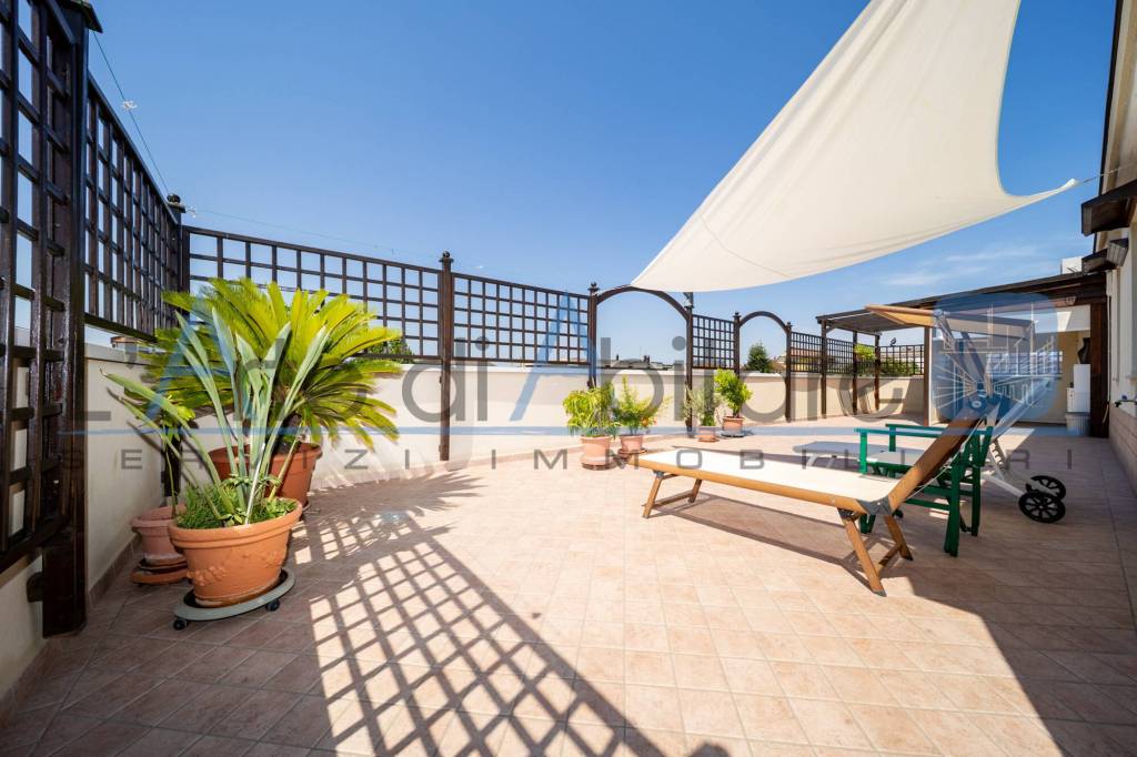 appartamento in vendita a Rimini in zona Miramare di Rimini