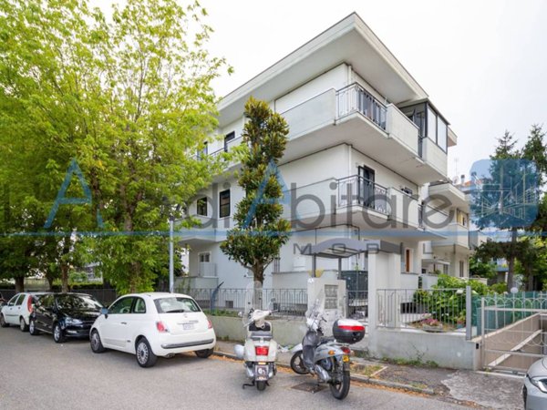 appartamento in vendita a Rimini in zona Colonnella