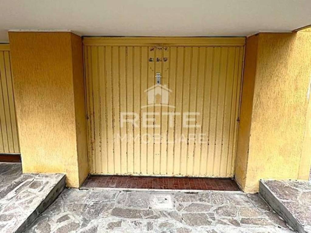 ufficio in vendita a Rimini in zona Viserbella