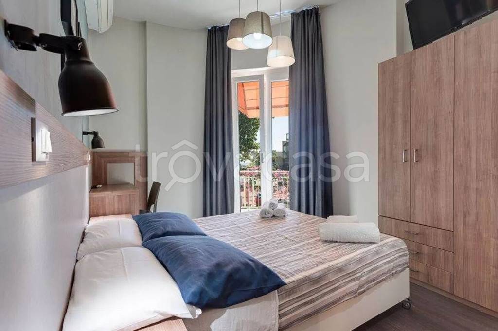 negozio in vendita a Rimini in zona Torre Pedrera