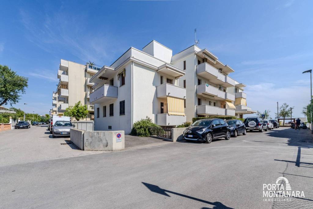 appartamento in vendita a Rimini in zona Viserbella