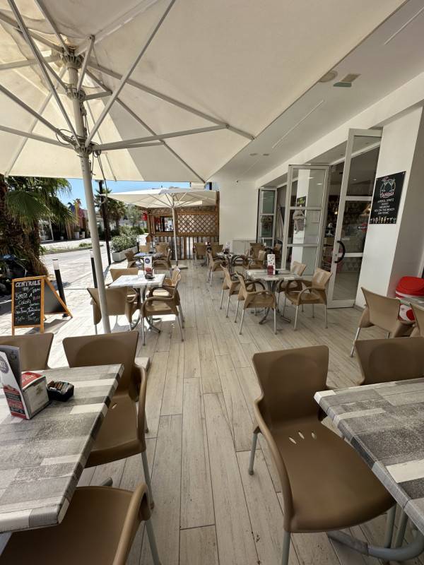 negozio in vendita a Rimini in zona Centro Storico