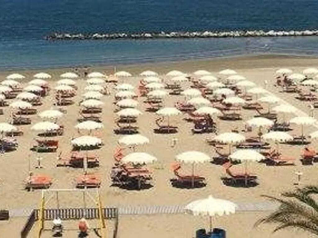 intera palazzina in vendita a Rimini in zona Torre Pedrera