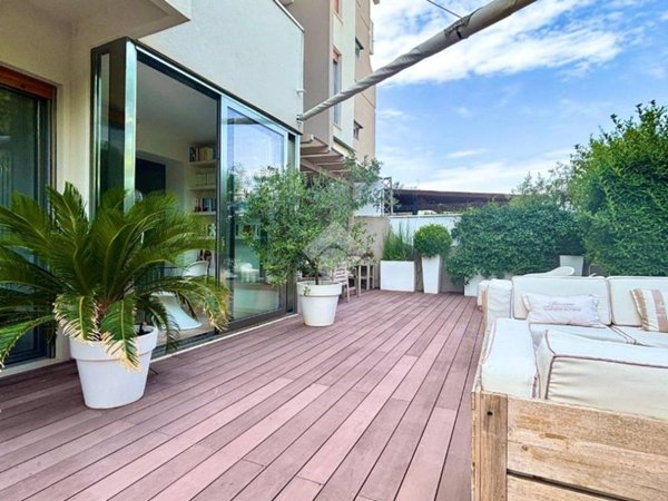 appartamento in vendita a Rimini in zona Marina Centro