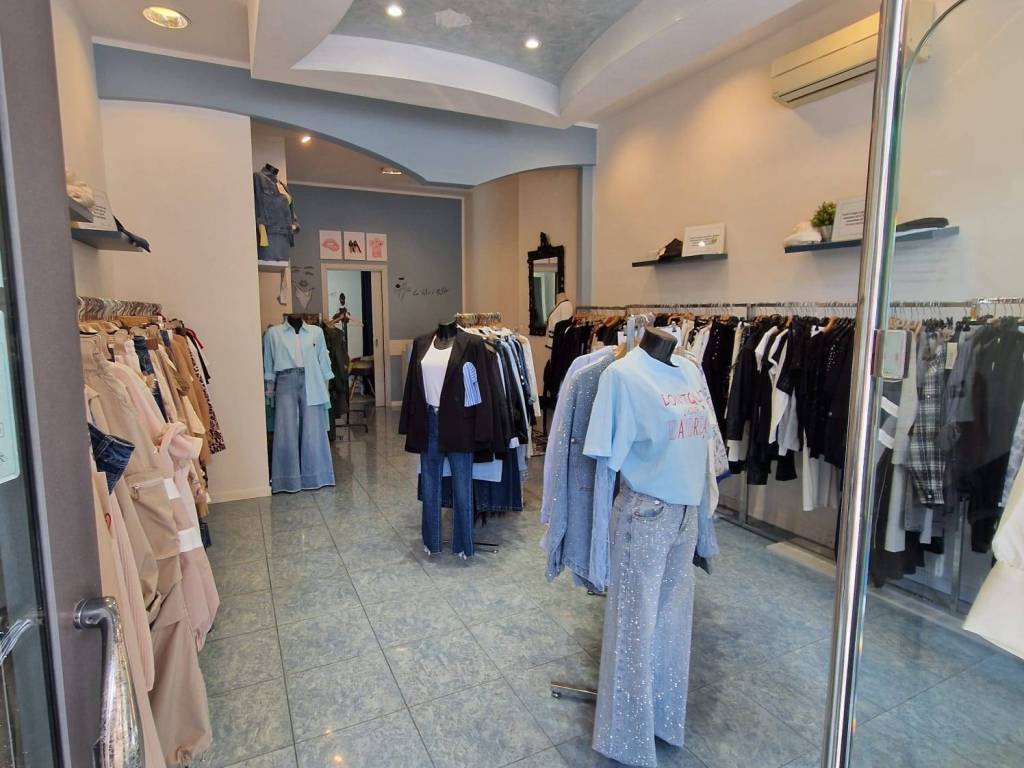 negozio in vendita a Rimini in zona Borgo San Giovanni