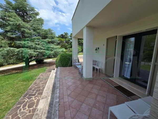 casa indipendente in vendita a Rimini in zona San Lorenzo in Correggiano