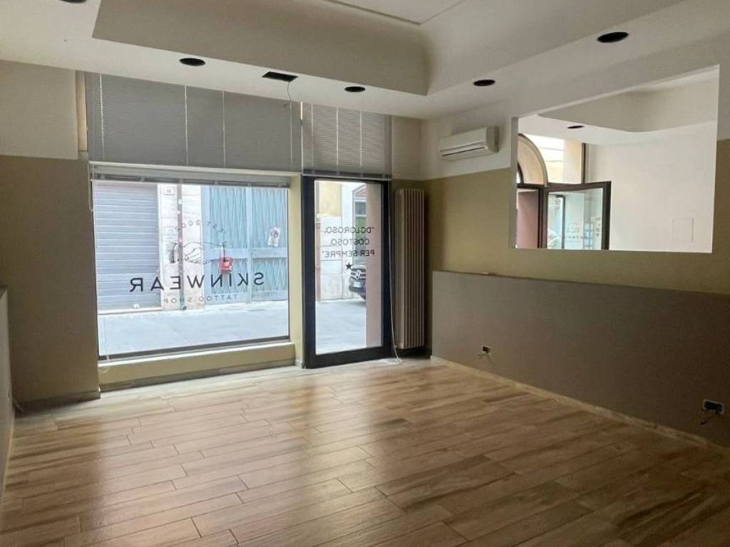 negozio in vendita a Rimini in zona Centro Storico