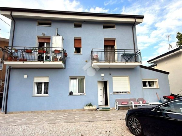 appartamento in vendita a Rimini in zona Rivazzurra