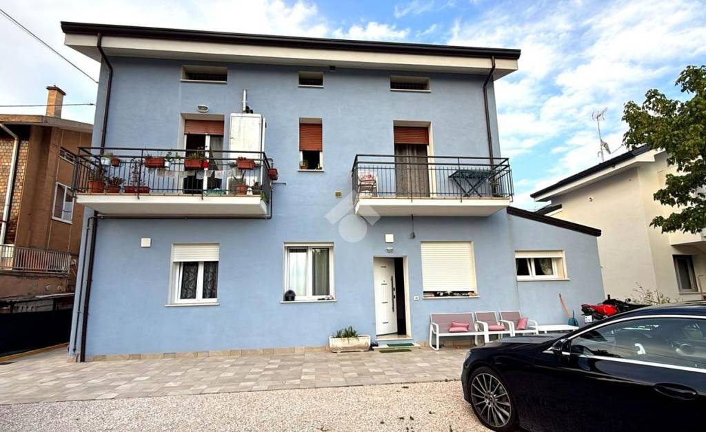 appartamento in vendita a Rimini in zona Rivazzurra