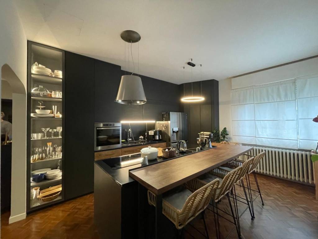 appartamento in vendita a Rimini in zona Marina Centro