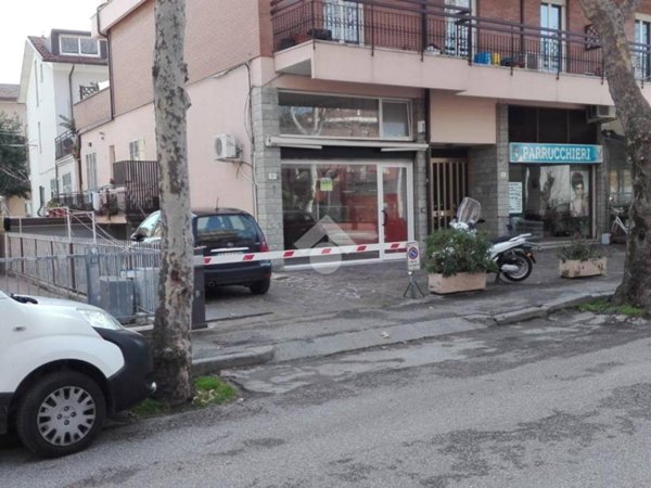 negozio in vendita a Rimini in zona Bellariva