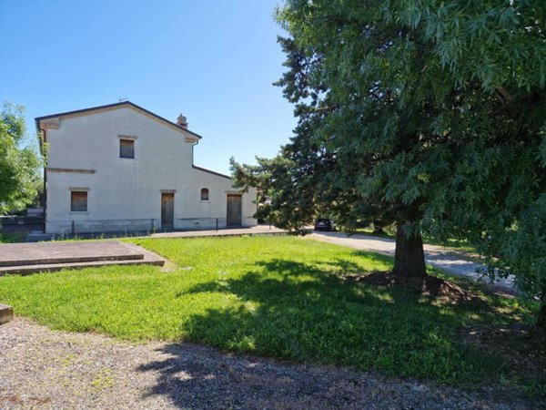 casa indipendente in vendita a Rimini in zona Santa Cristina