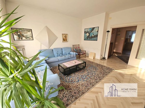 appartamento in vendita a Rimini in zona Marina Centro
