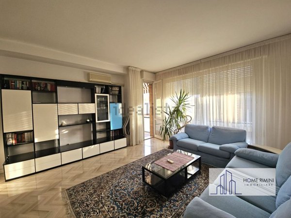 appartamento in vendita a Rimini in zona Marina Centro