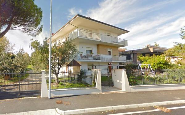 casa indipendente in vendita a Rimini in zona Miramare di Rimini