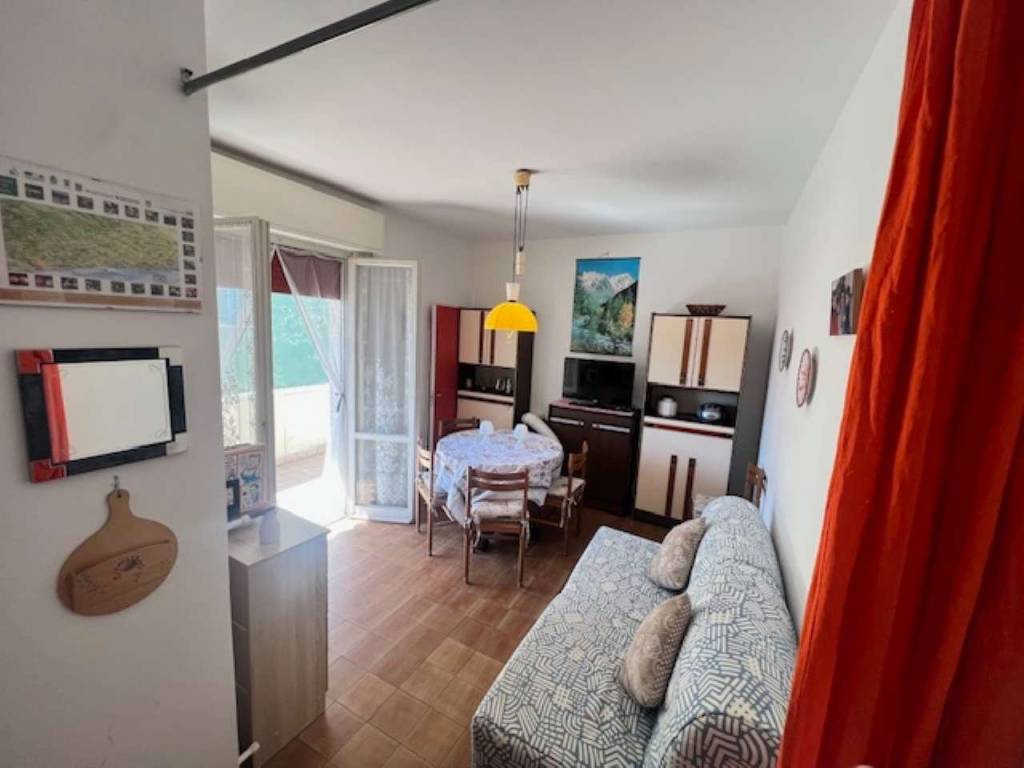 appartamento in vendita a Rimini in zona Marebello