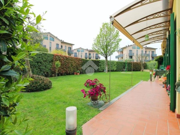 casa indipendente in vendita a Rimini