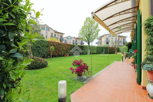 casa indipendente in vendita a Rimini