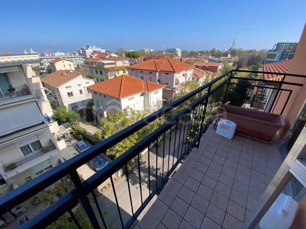 appartamento in vendita a Rimini in zona Marina Centro