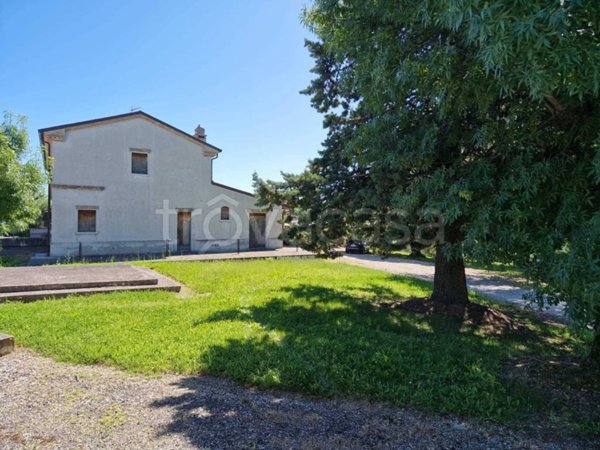 casa indipendente in vendita a Rimini in zona Santa Cristina