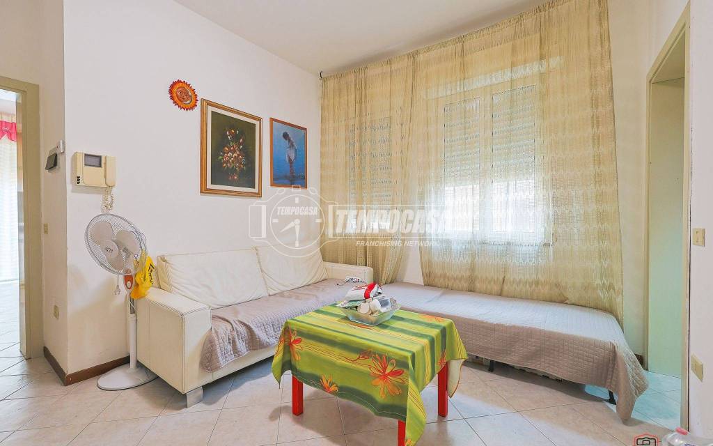 appartamento in vendita a Rimini in zona Marina Centro