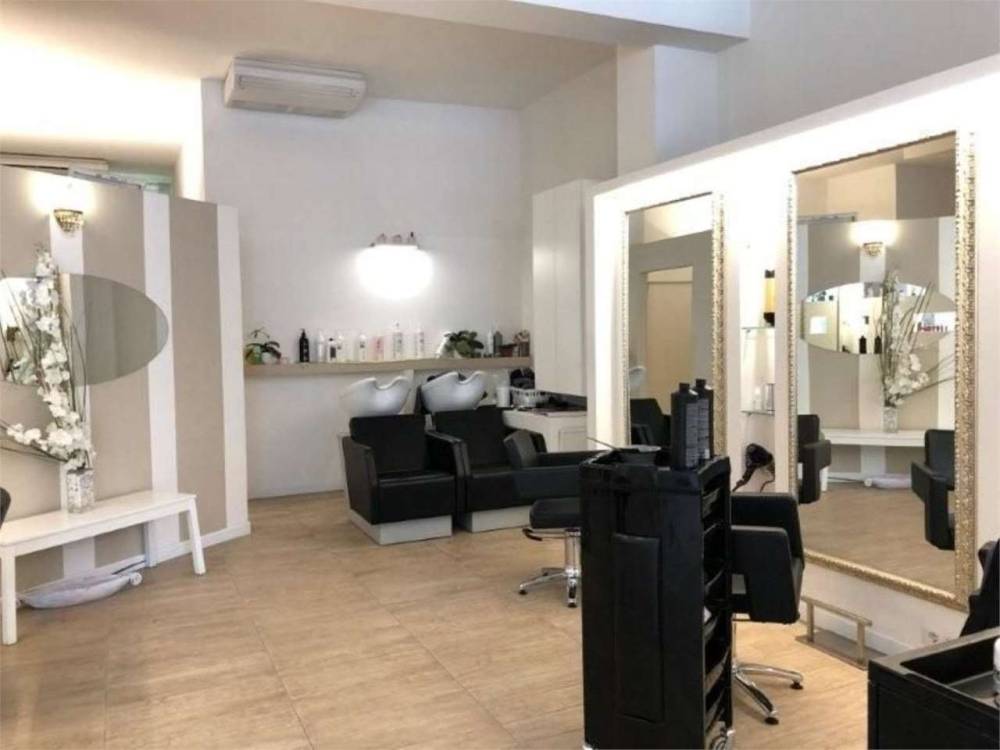 negozio in vendita a Rimini in zona Centro Storico