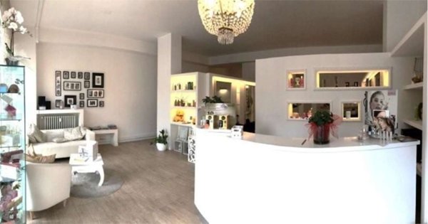 negozio in vendita a Rimini in zona Centro Storico