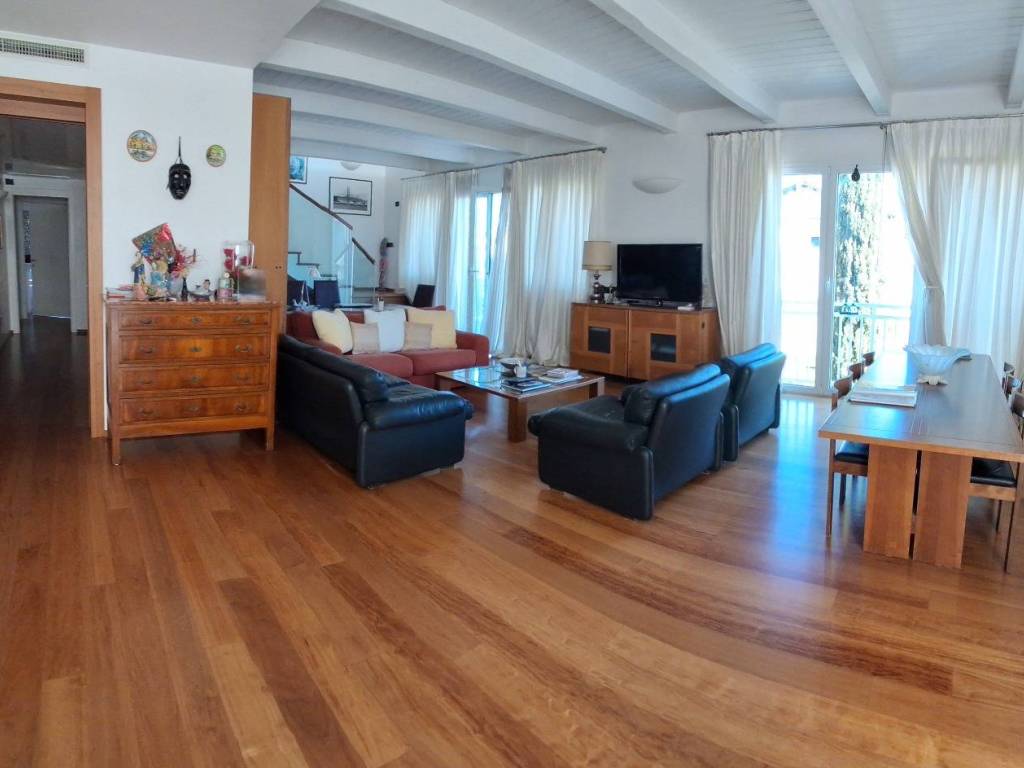 appartamento in vendita a Rimini in zona San Giuliano a Mare