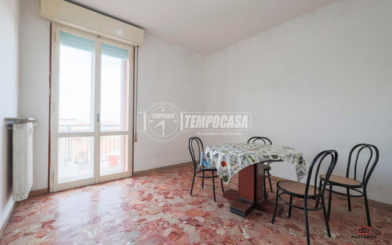 appartamento in vendita a Rimini in zona Marina Centro