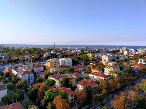 appartamento in vendita a Rimini in zona Marina Centro