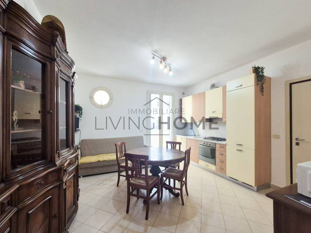 appartamento in vendita a Rimini in zona Miramare di Rimini