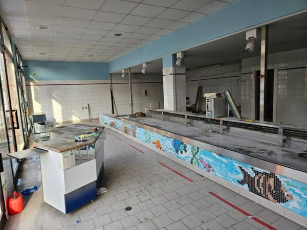 negozio in vendita a Rimini in zona Fiera Vecchia