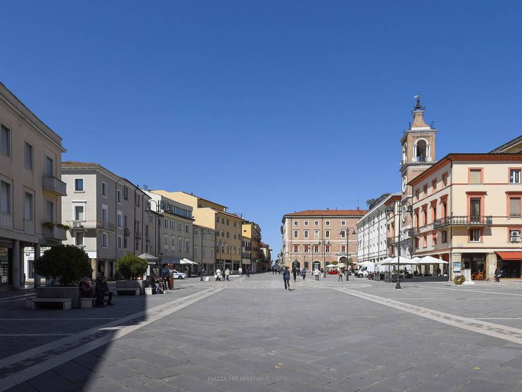 negozio in vendita a Rimini in zona Centro Storico