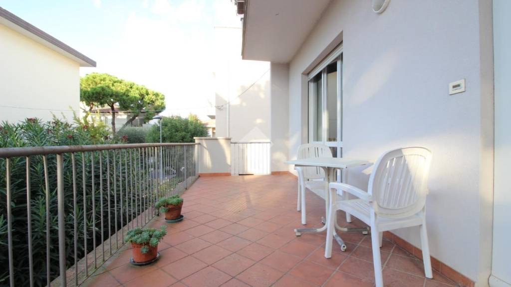 appartamento in vendita a Rimini in zona Marina Centro