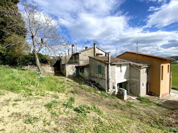 casa indipendente in vendita a Rimini in zona Vergiano