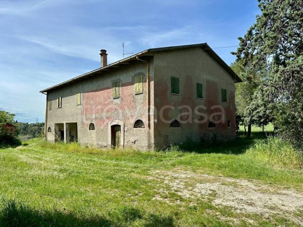 casa indipendente in vendita a Rimini in zona San Martino in Venti